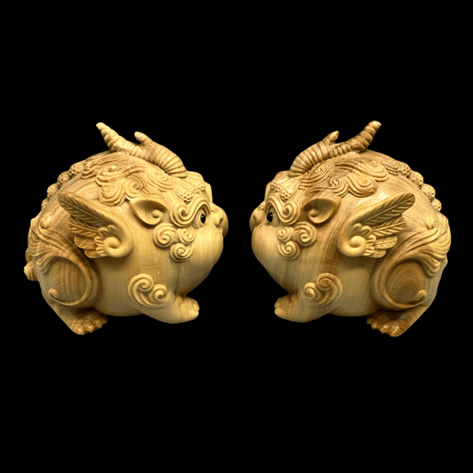Unicorn inviting Tianlu wood carving ornaments